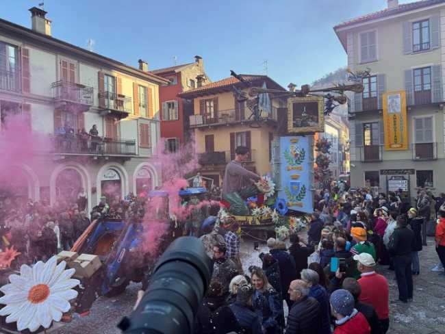 757e946b 0b1f 4a22 9c36 68a589a9bbfa