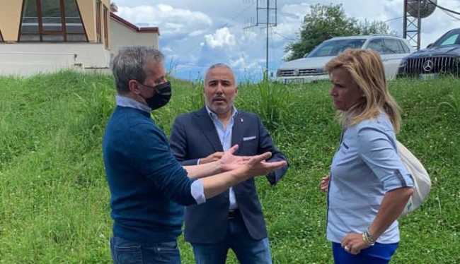 AE16285D D445 4EBC ADE5 8EF56456BA33