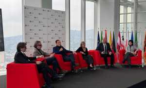 FOTO CONFERENZA 