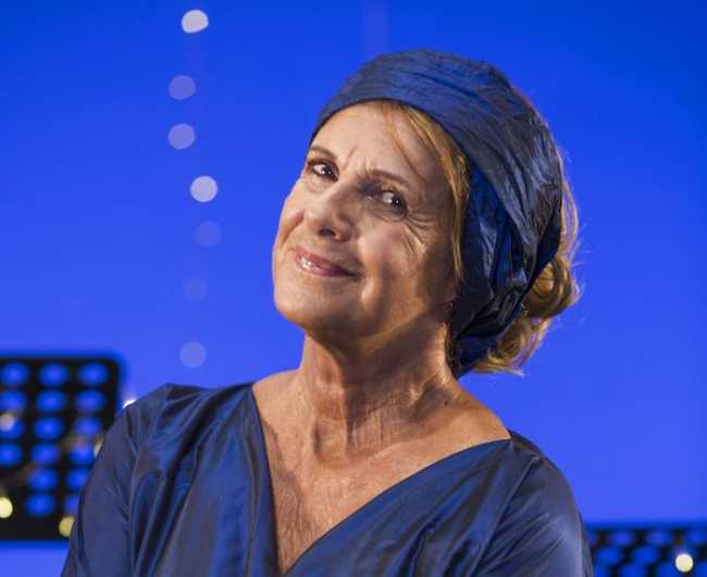 Lella Costa ph. Stefano Spinelli b