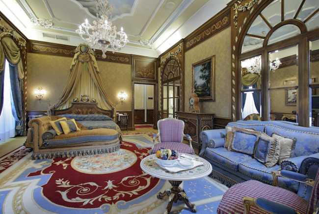 Rooom ste hemingway 106 scaled