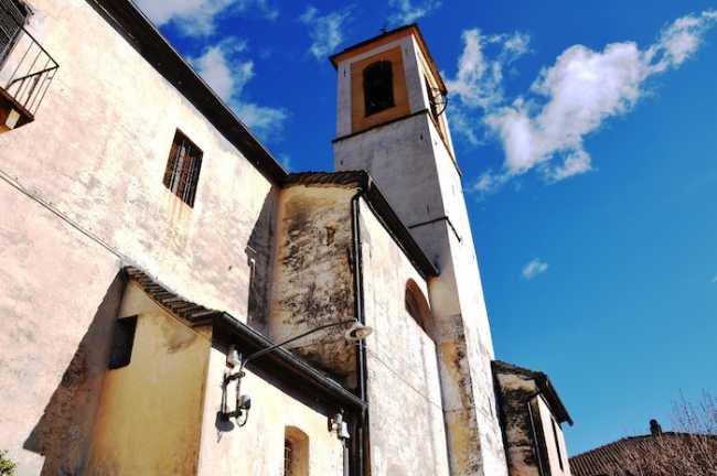 chiesa spoccia