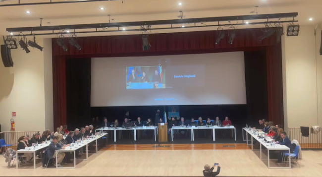 consiglio com maggiore 2024