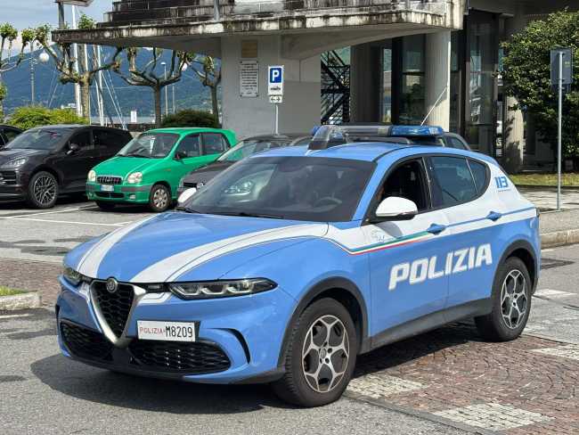 polizia auto flaim