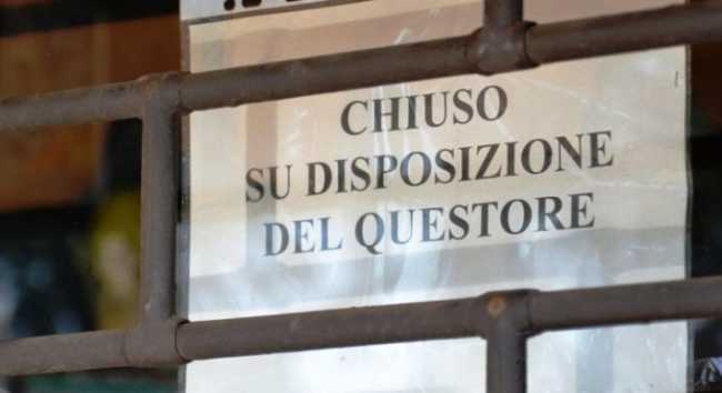 polizia chiusura