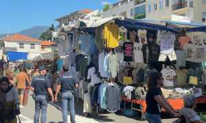 polizia mercato