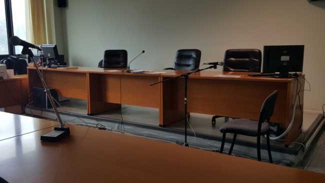 tribunale aula a vuota