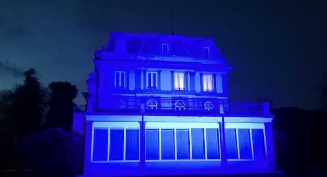 zzPrefetturailluminatadiazzurro