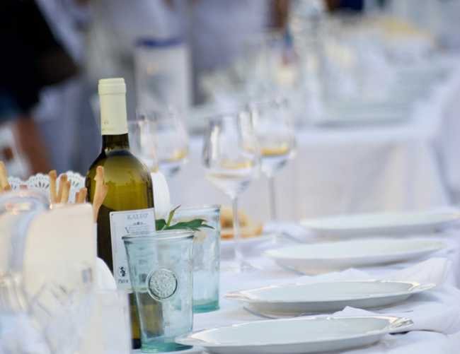 tavola apparecchiata