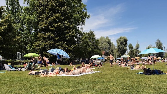 dormelletto spiaggia pirolino