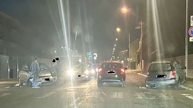 Novara, incidente stradale. Due mezzi coinvolti