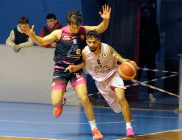 Basket - Autotrasporti Sacchi-Foma: tre giornate di campionato tre vittorie in Dr1