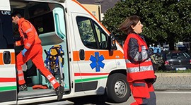 corto ambulanza infermieri corsa