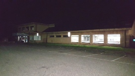 piscina notte
