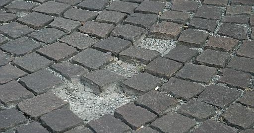 buca acciottolato